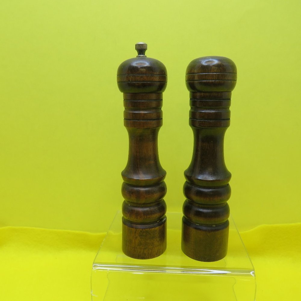 VTG Himark Wooden Salt Shaker Pepper Grinder Made in Japan.